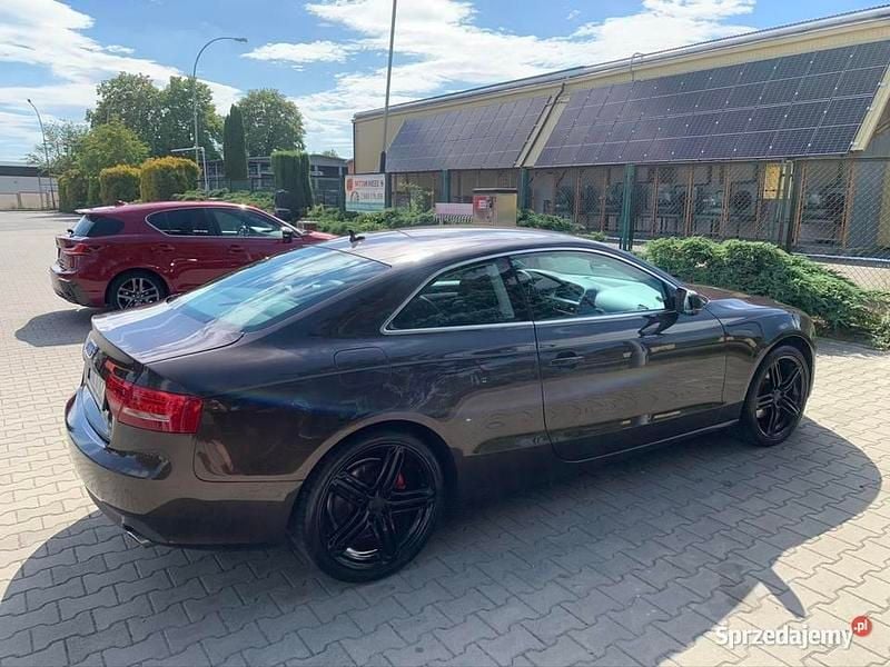 Używany Audi A5 2011 Brązowy Coupe