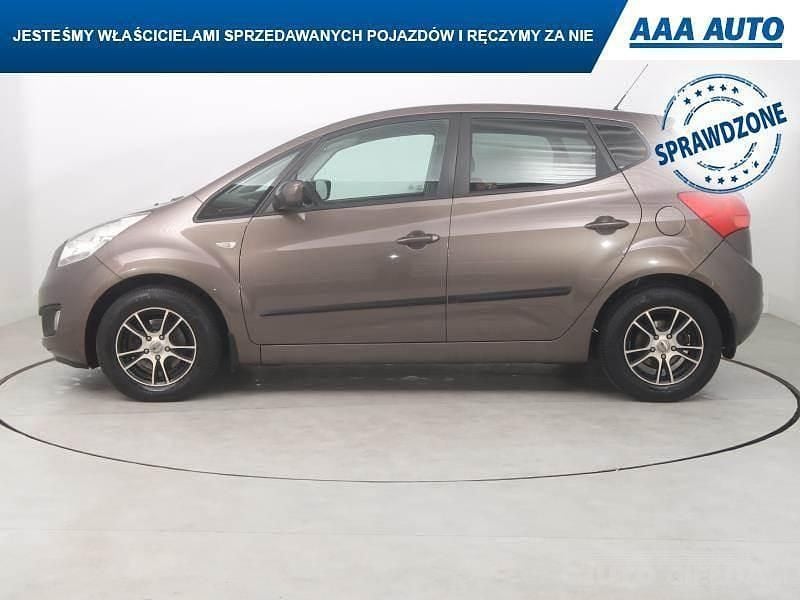 Używany Kia Venga 125 KM (91 kW) 2013 Brązowy Hatchback
