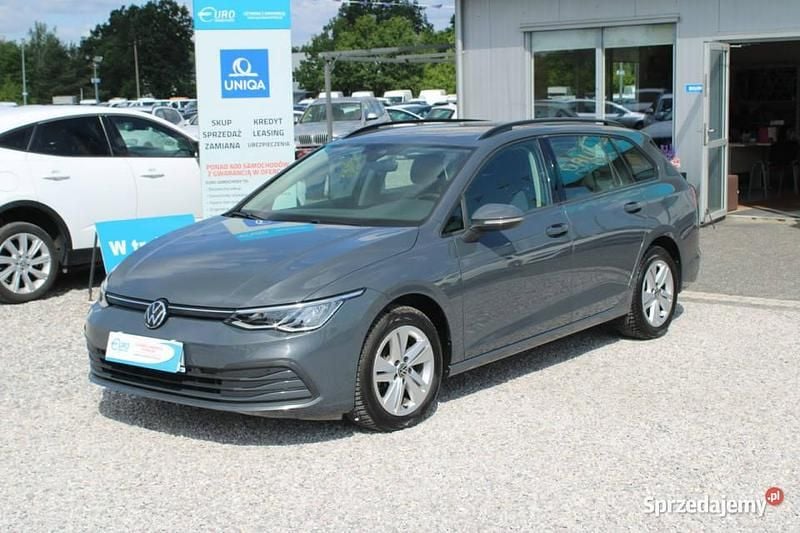 Szary Używany 2021 VW Golf VIII Life Kombi | 68 900 zł (Dobra cena) - Obraz 1/4