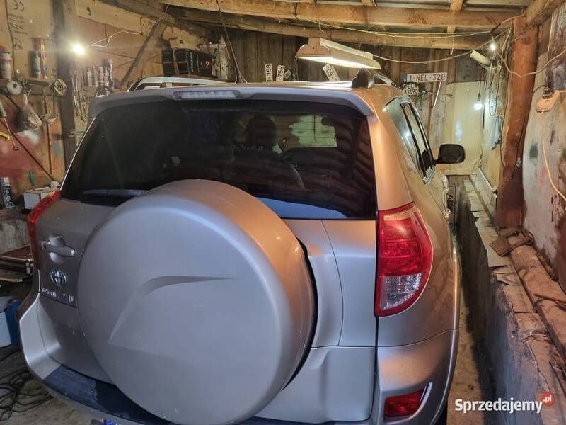 Złoty Używany 2007 Toyota RAV4 SUV | 25 500 zł (Drogi) - Obraz 1/3