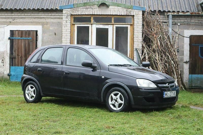 Czarny Używany 2005 Opel Corsa Hatchback | 3500 zł (Uczciwa cena) - Obraz 1/3