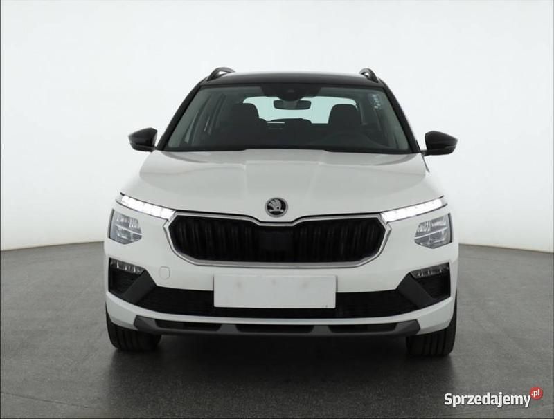 Biały Używany 2024 Skoda Kamiq SUV | 86 999 zł (Uczciwa cena) - Obraz 1/4