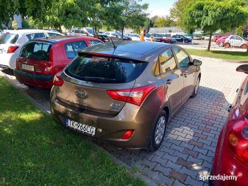 Używany Hyundai i30 2014 Złoty Sedan/Limuzyna