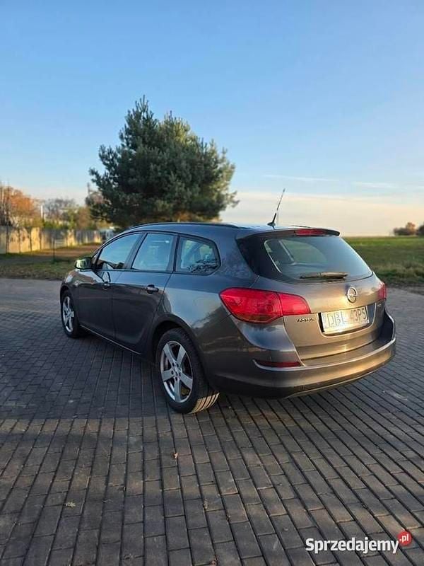 Używany Opel Astra 2011 Kombi