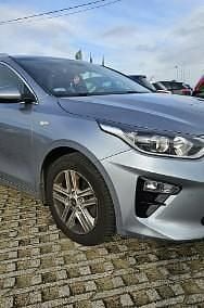 Używany Kia Ceed 136 KM (100 kW) 2021 Szary Hatchback