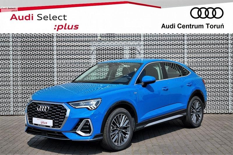 Niebieski jasny Używany 2021 Audi Q3 SUV | 206 900 zł - Obraz 1/1