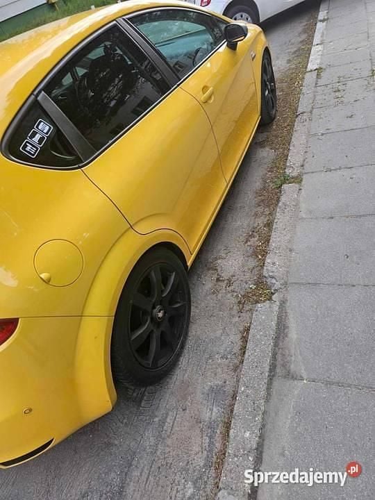 Żółty Używany 2007 Seat Leon Hatchback | 23 000 zł (Drogi) - Obraz 1/4