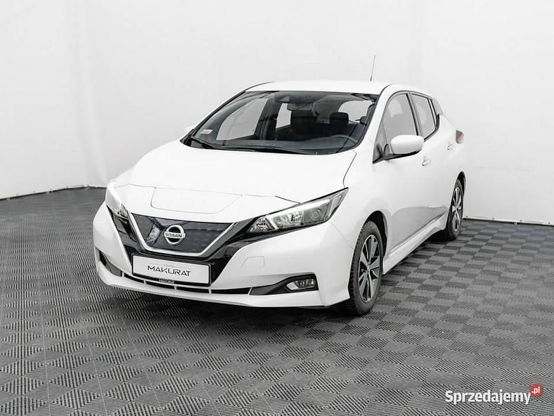 Biały Używany 2022 Nissan Leaf Acenta Hatchback | 73 850 zł (Uczciwa cena) - Obraz 1/4