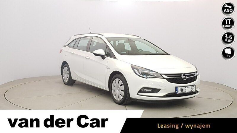 Biały (metalik) Używany 2018 Opel Astra Enjoy Sedan/Limuzyna | 49 900 zł (Dość drogi) - Obraz 1/4