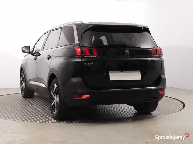 Używany Peugeot 5008 2018 Czarny SUV
