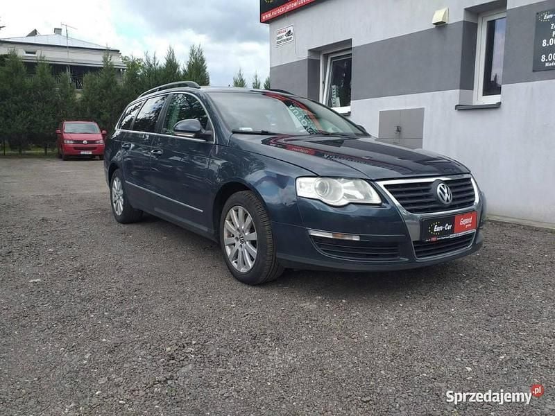 Grafitowy (metalik) Używany 2007 VW Passat Kombi | 9500 zł (Uczciwa cena) - Obraz 1/4