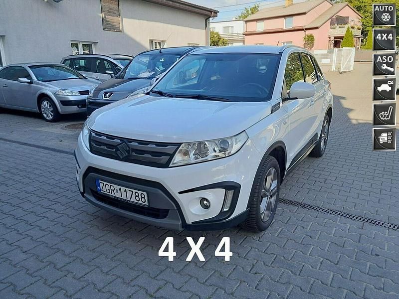 Biały Używany 2015 Suzuki Vitara SUV | 44 900 zł (Dość drogi) - Obraz 1/4