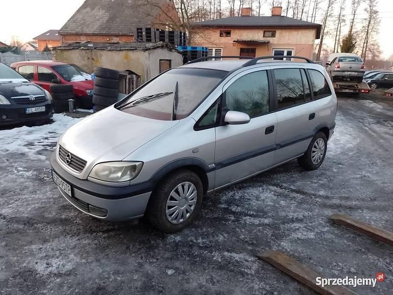 Używany Opel Zafira 2002 Minivan