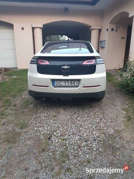 Biały Używany 2011 Opel Ampera Hatchback | 22 000 zł - Obraz 1/4