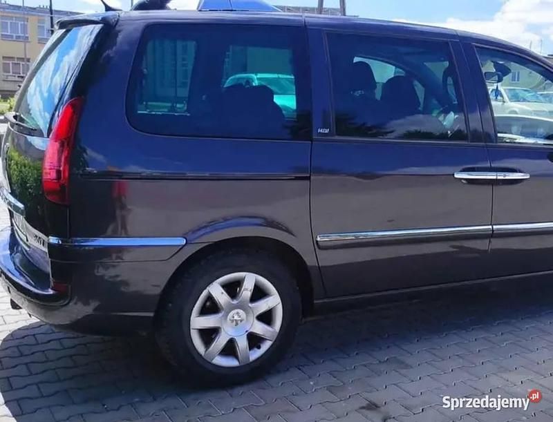 Używany Peugeot 807 2011 Minivan