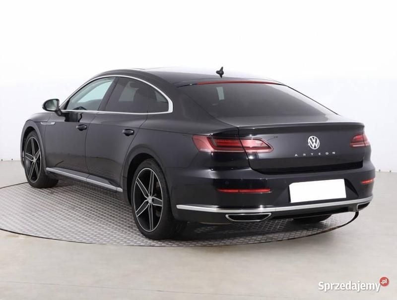 Używany VW Arteon 190 KM (139 kW) 2017 Czarny Sedan/Limuzyna