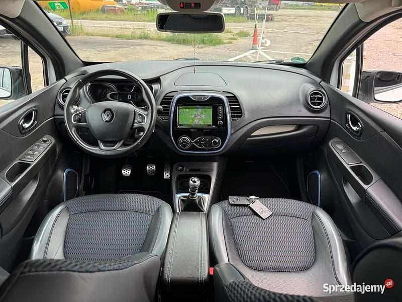 Biały Używany 2016 Renault Captur SUV | 38 950 zł (Uczciwa cena) - Obraz 1/4