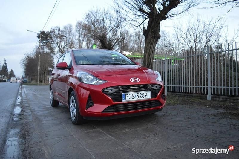 Czerwony Używany 2023 Hyundai i10 Hatchback | 48 000 zł (Uczciwa cena) - Obraz 1/4