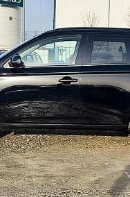 Używany Mitsubishi Outlander P-HEV 121 KM (88 kW) 2014 Czarny SUV