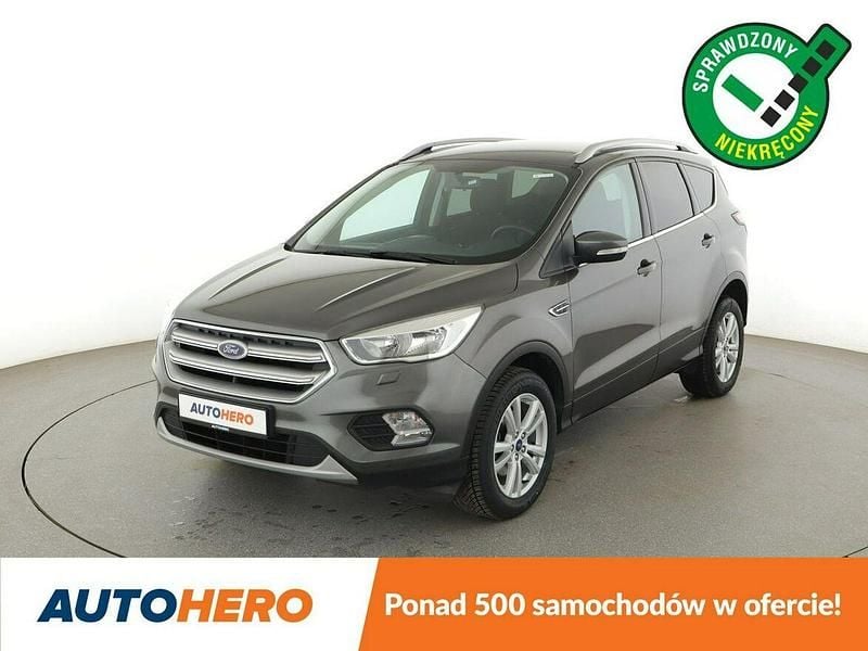 Szary Używany 2017 Ford Kuga SUV | 47 900 zł (Dobra cena) - Obraz 1/3