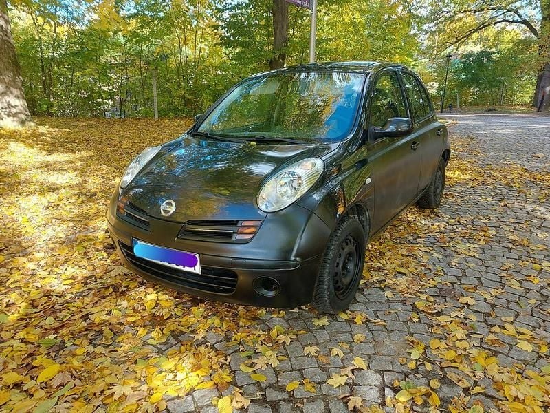 Czarny Używany 2005 Nissan Micra Hatchback | 3200 zł (Uczciwa cena) - Obraz 1/4