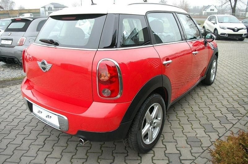 Używany Mini Countryman 112 KM (82 kW) 2011 Czerwony SUV