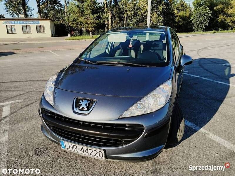 Szary Używany 2007 Peugeot 207 Hatchback | 12 800 zł (Drogi) - Obraz 1/4