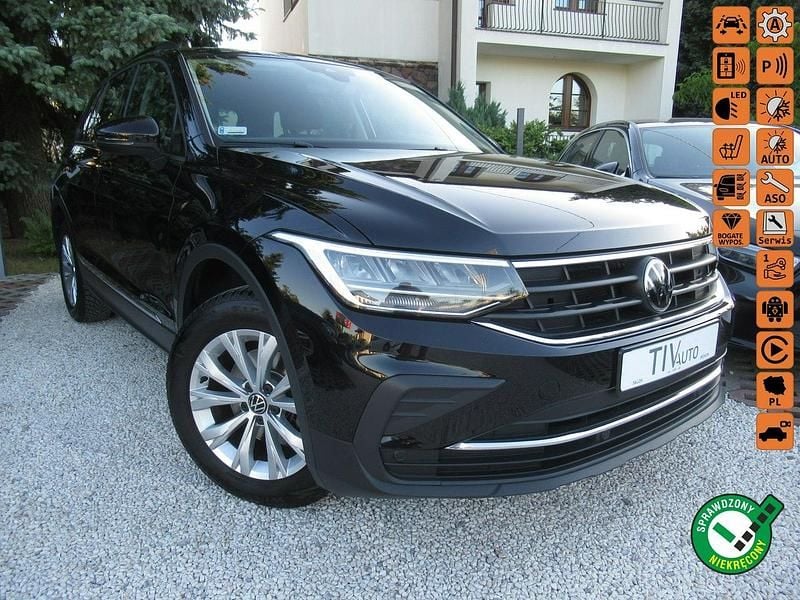 Czarny Używany 2022 VW Tiguan SUV | 87 720 zł (Super Cena) - Obraz 1/4