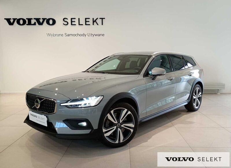 Szary Używany 2024 Volvo V60 CC Kombi | 214 900 zł (Dobra cena) - Obraz 1/3