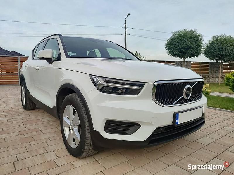 Używany 2020 Volvo XC40 SUV | 94 000 zł (Uczciwa cena) - Obraz 1/4