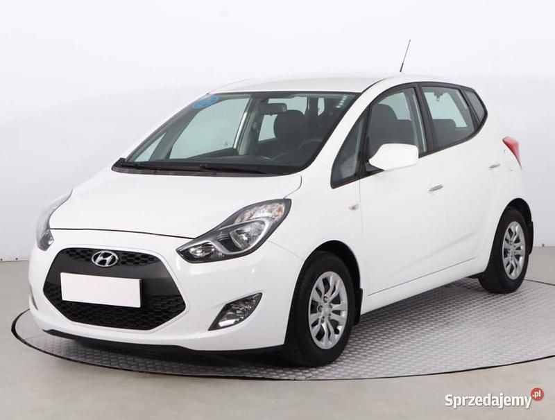Używany Hyundai ix20 125 KM (91 kW) 2017 Biały Hatchback