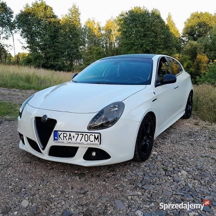 Używany 2011 Alfa Romeo Giulietta Hatchback | 30 900 zł (Dość drogi) - Obraz 1/4