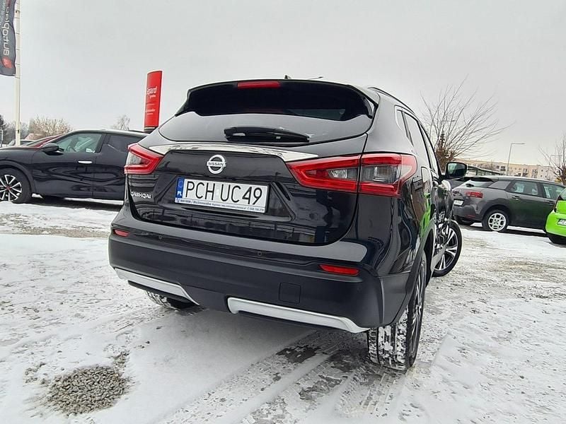 Używany Nissan Qashqai 360º 140 KM (102 kW) 2020 Czarny (metalik) SUV