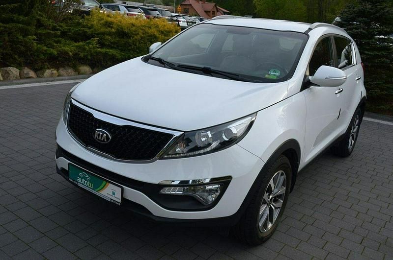 Biały (metalik) Używany 2015 Kia Sportage SUV | 46 900 zł (Uczciwa cena) - Obraz 1/4