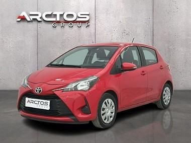 Czerwony Używany 2020 Toyota Yaris Active Hatchback | 39 900 zł (Uczciwa cena) - Obraz 1/4