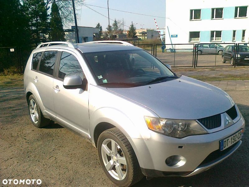 Sprzedany Mitsubishi Outlander II, używany 2007, km 178