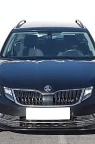 Używany Skoda Octavia 150 KM (110 kW) 2018 Czarny Hatchback