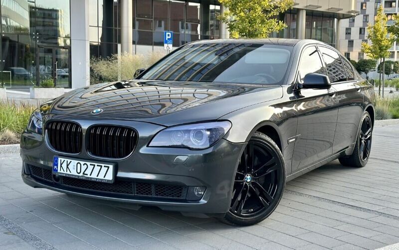 Inny kolor Używany 2009 BMW 730 Sedan/Limuzyna | 58 999 zł (Drogi) - Obraz 1/4