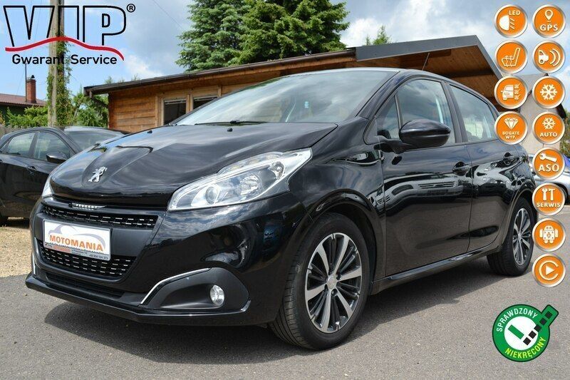 Czarny Używany 2017 Peugeot 208 Hatchback | 27 900 zł (Dobra cena) - Obraz 1/4