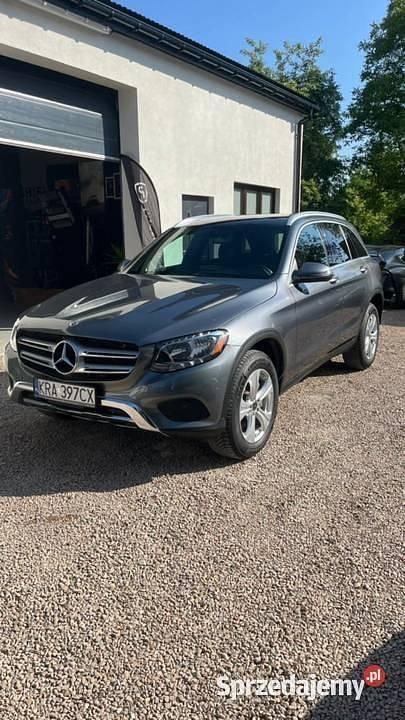 Używany Mercedes GLC300 2018