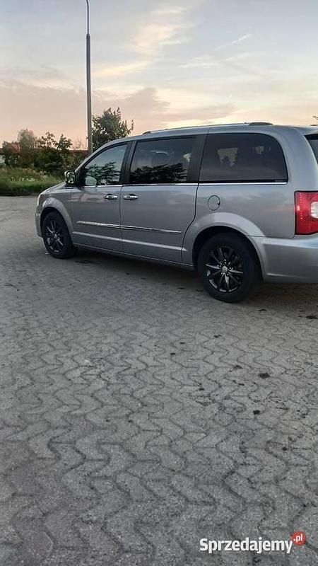 Używany Chrysler Town & Country 2015 Minivan