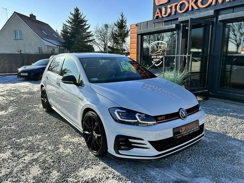 Używany VW Golf VII 2020 Biały Hatchback