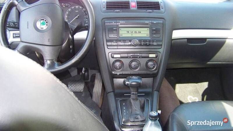 Srebrny Używany 2006 Skoda Octavia Sedan/Limuzyna | 17 900 zł (Drogi) - Obraz 1/4