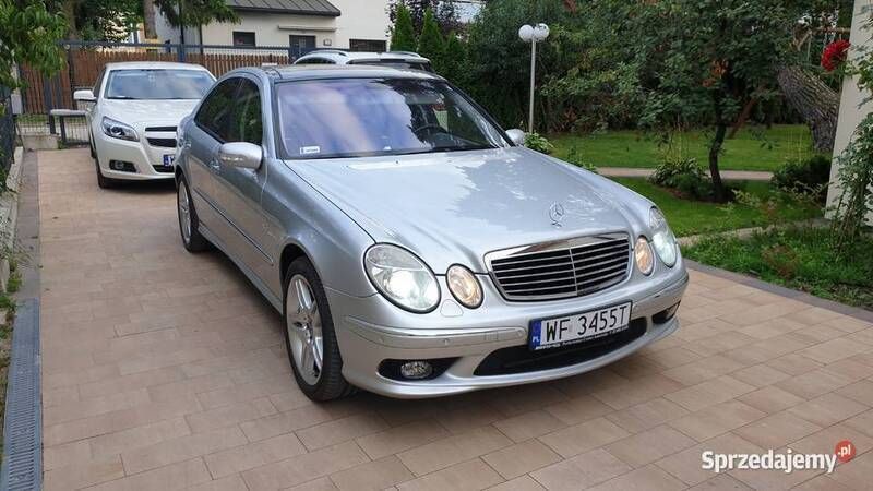 Srebrny Używany 2002 Mercedes E55 AMG AMG Sedan/Limuzyna | 99 000 zł - Obraz 1/4