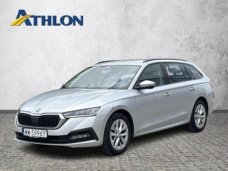 Srebrny (metalik) Używany 2022 Skoda Octavia Kombi | 78 400 zł (Dość drogi) - Obraz 1/4