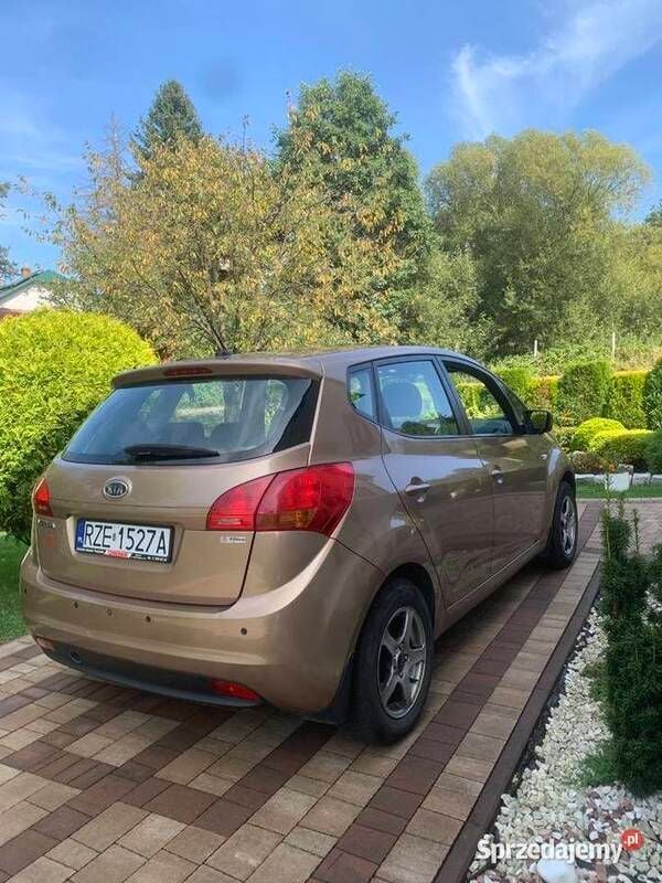 Używany 2011 Kia Venga 2 Hatchback | 21 000 zł - Obraz 1/4