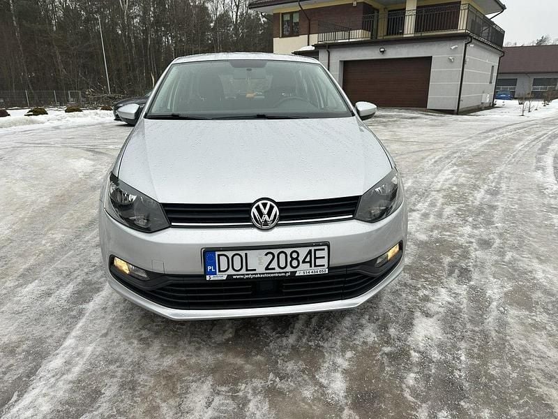 Używany VW Polo 75 KM (55 kW) 2016 Srebrny Hatchback