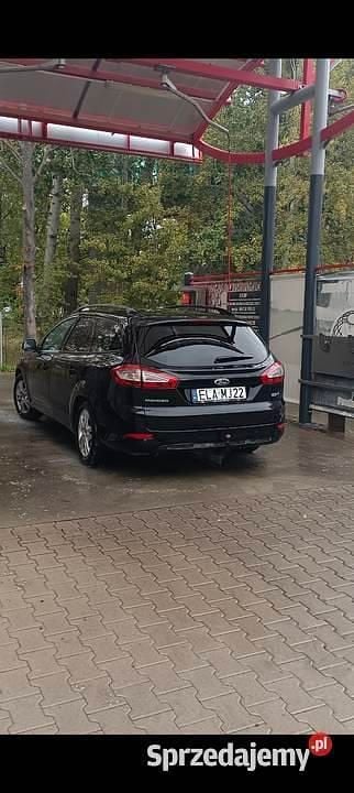 Czarny Używany 2011 Ford Mondeo Kombi | 18 900 zł (Uczciwa cena) - Obraz 1/4