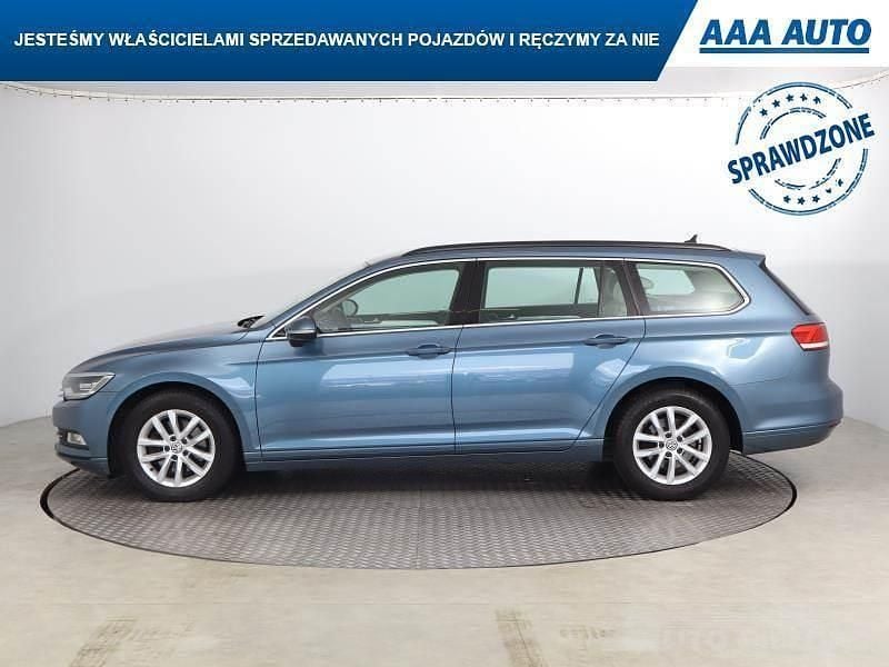 Używany VW Passat 2016 Błękitny
