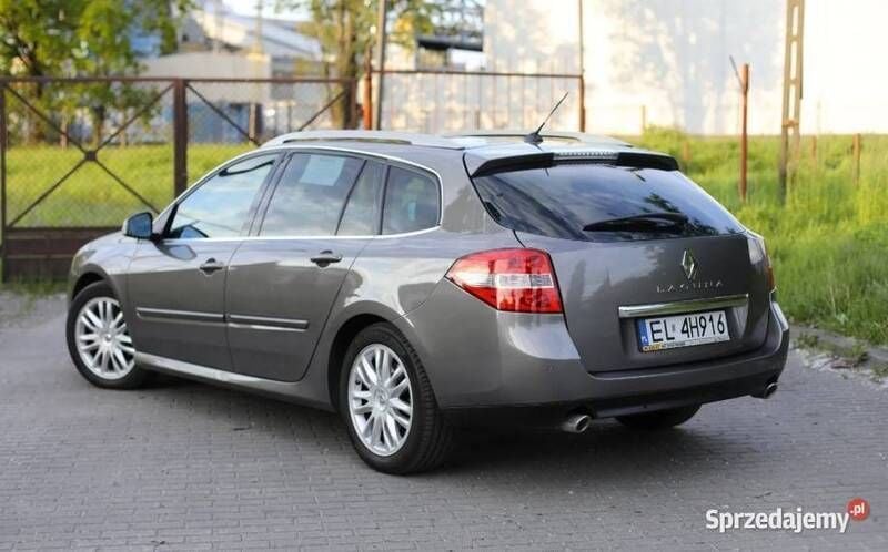 Używany 2008 Renault Laguna III Initiale Paris | 15 800 zł (Uczciwa cena) - Obraz 1/4